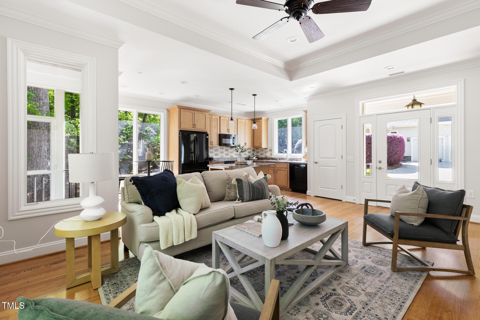 3513 Forest Oaks Drive