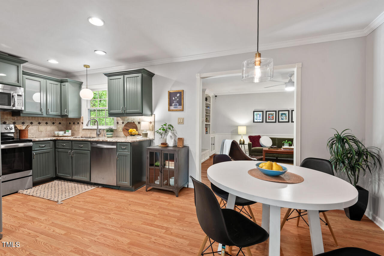 6614 Chantilley Place