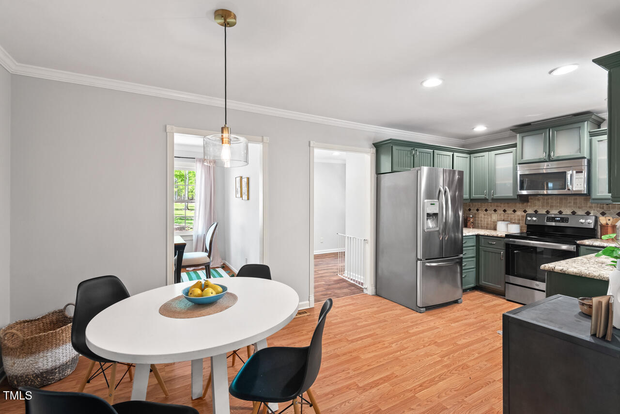 6614 Chantilley Place