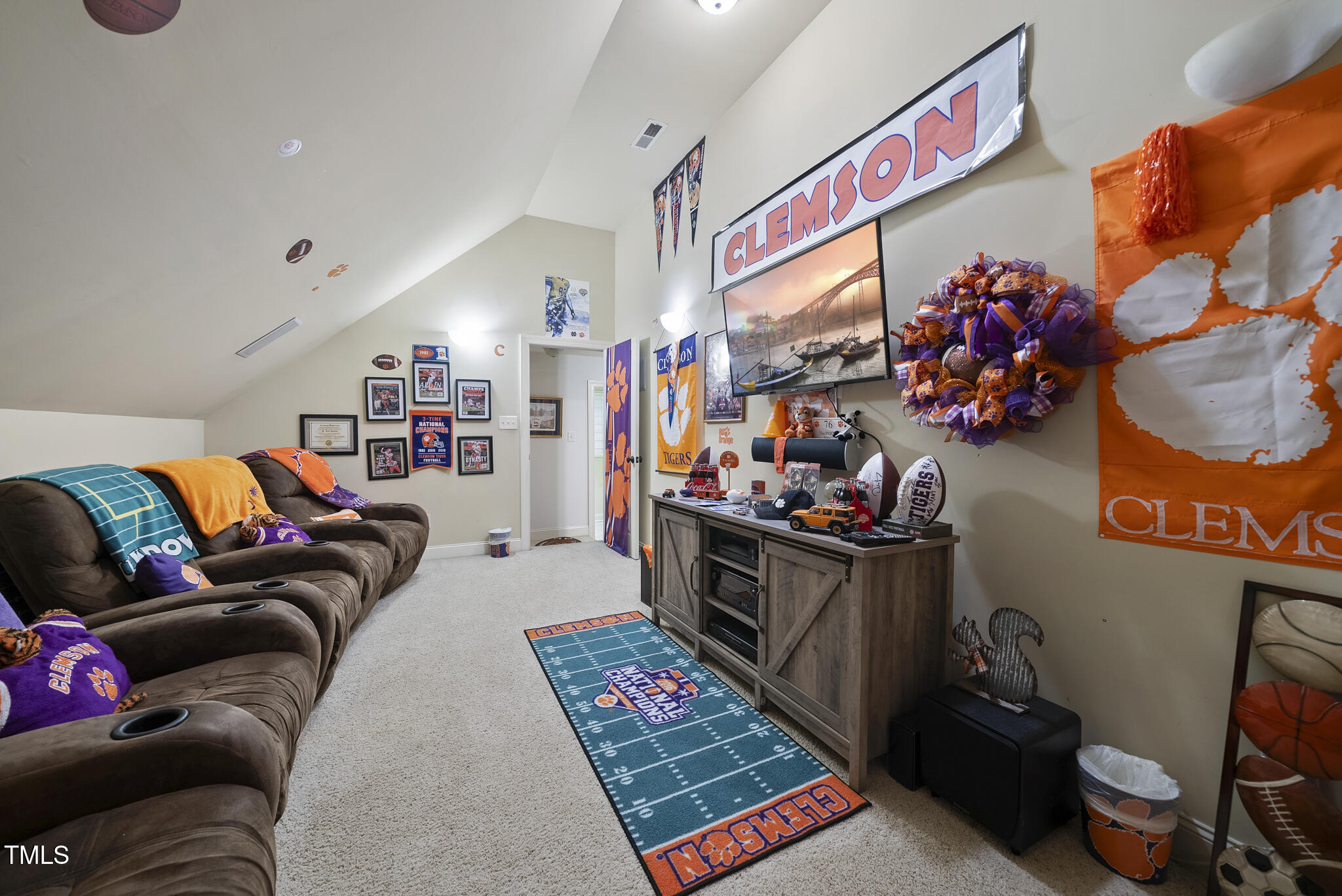 359 Heather Bluffs Drive