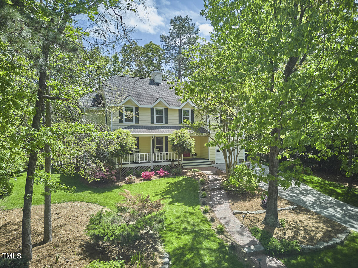 1203 Queensbury Circle