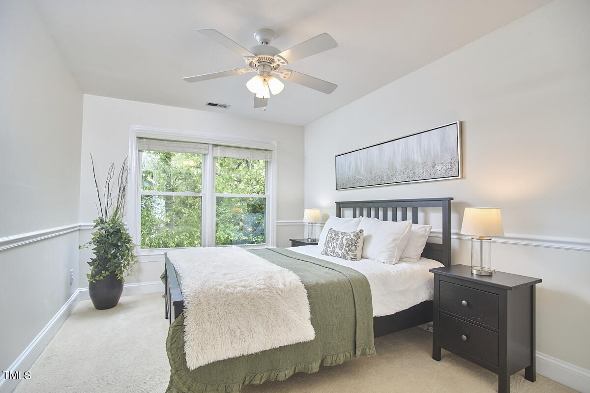 1203 Queensbury Circle