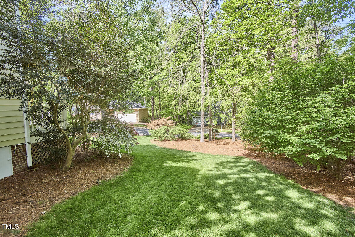 1203 Queensbury Circle