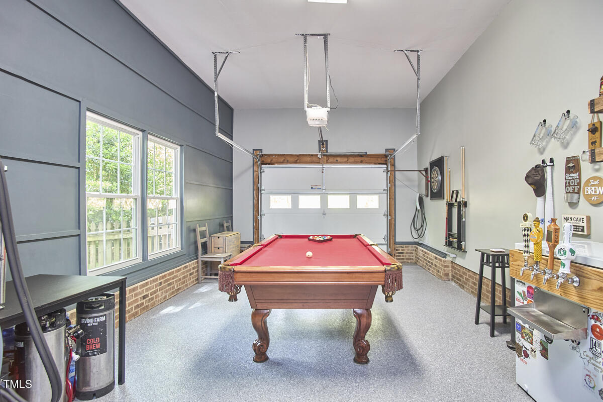 1203 Queensbury Circle