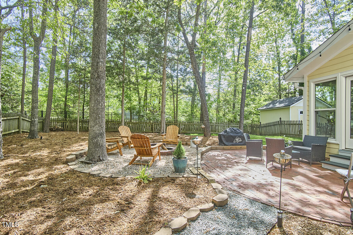 1203 Queensbury Circle