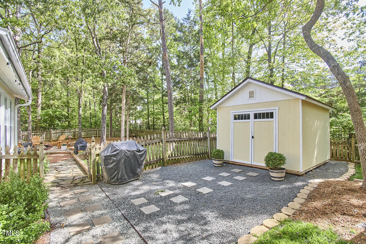 1203 Queensbury Circle