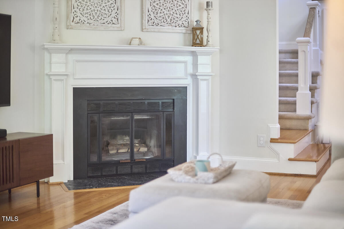 1203 Queensbury Circle