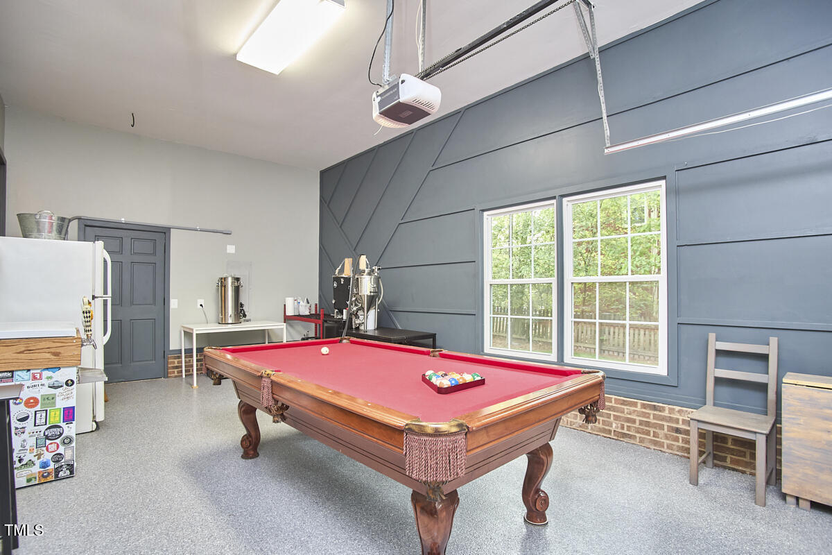 1203 Queensbury Circle