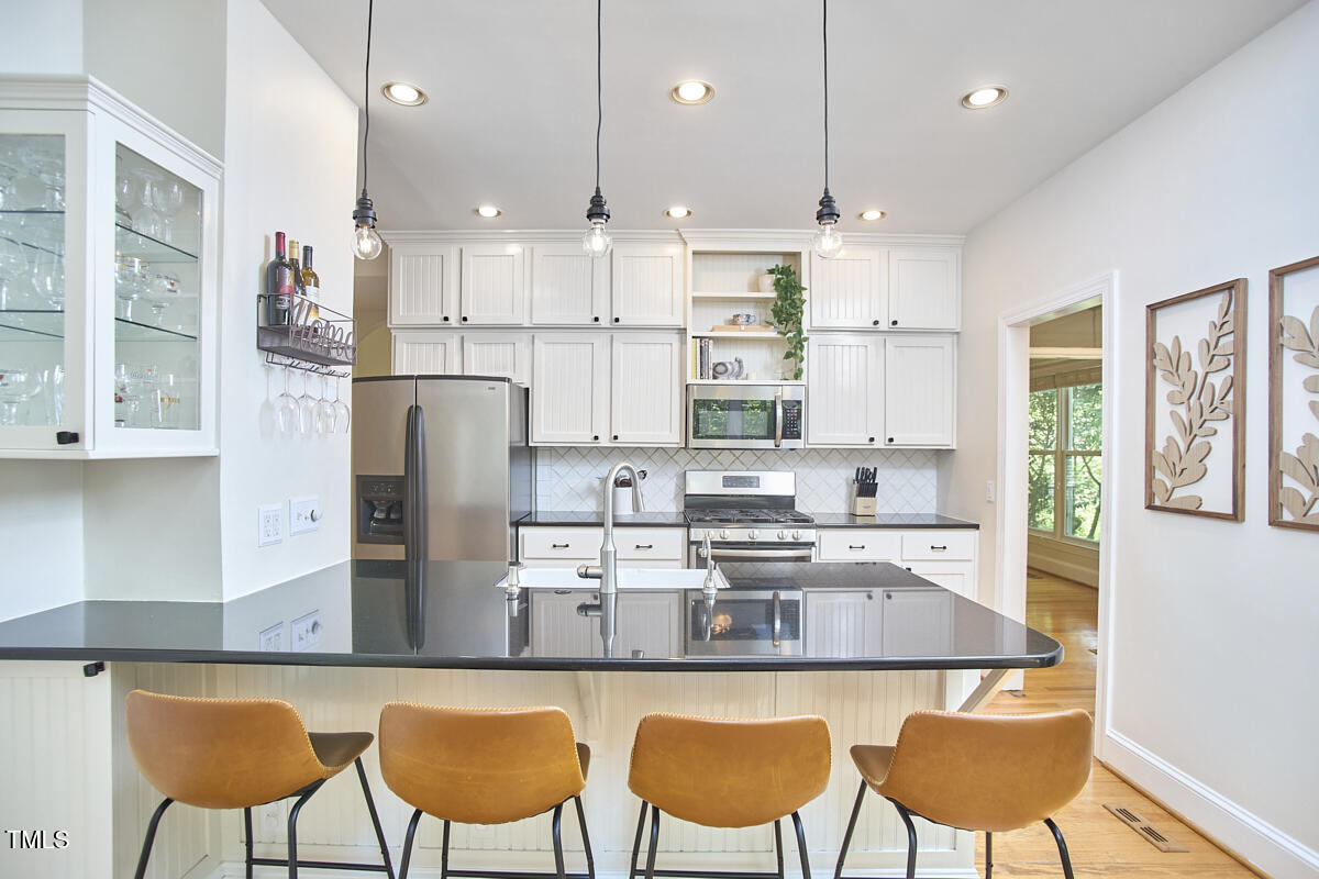 1203 Queensbury Circle