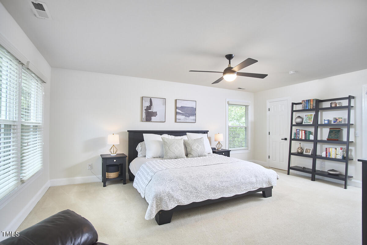 1203 Queensbury Circle