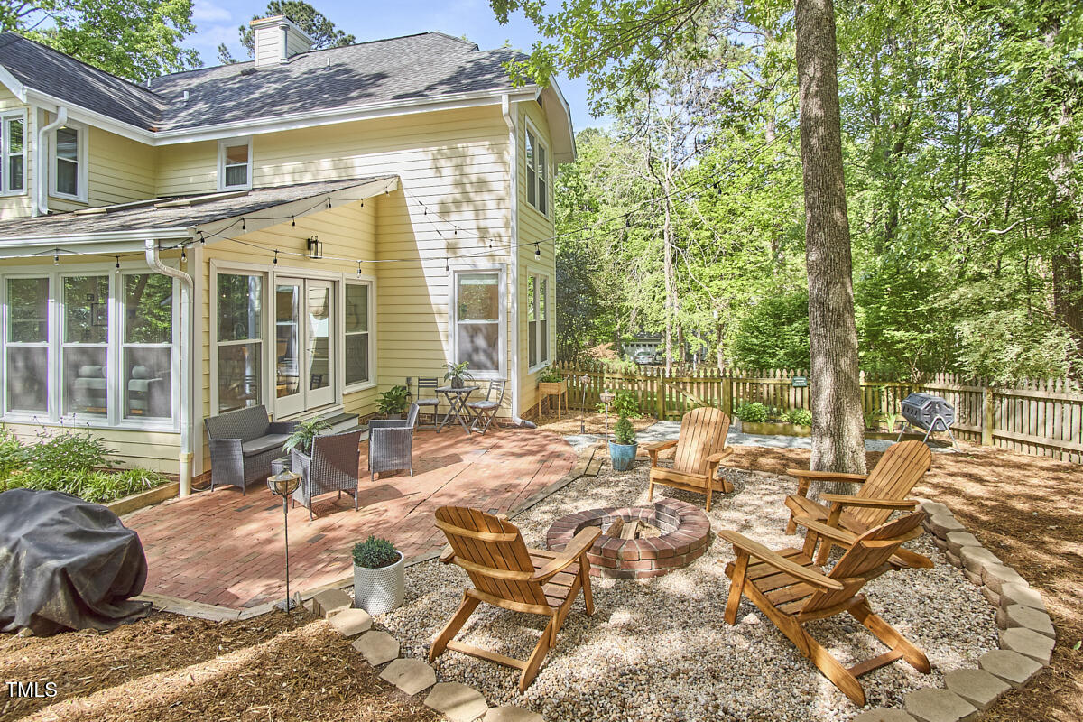 1203 Queensbury Circle