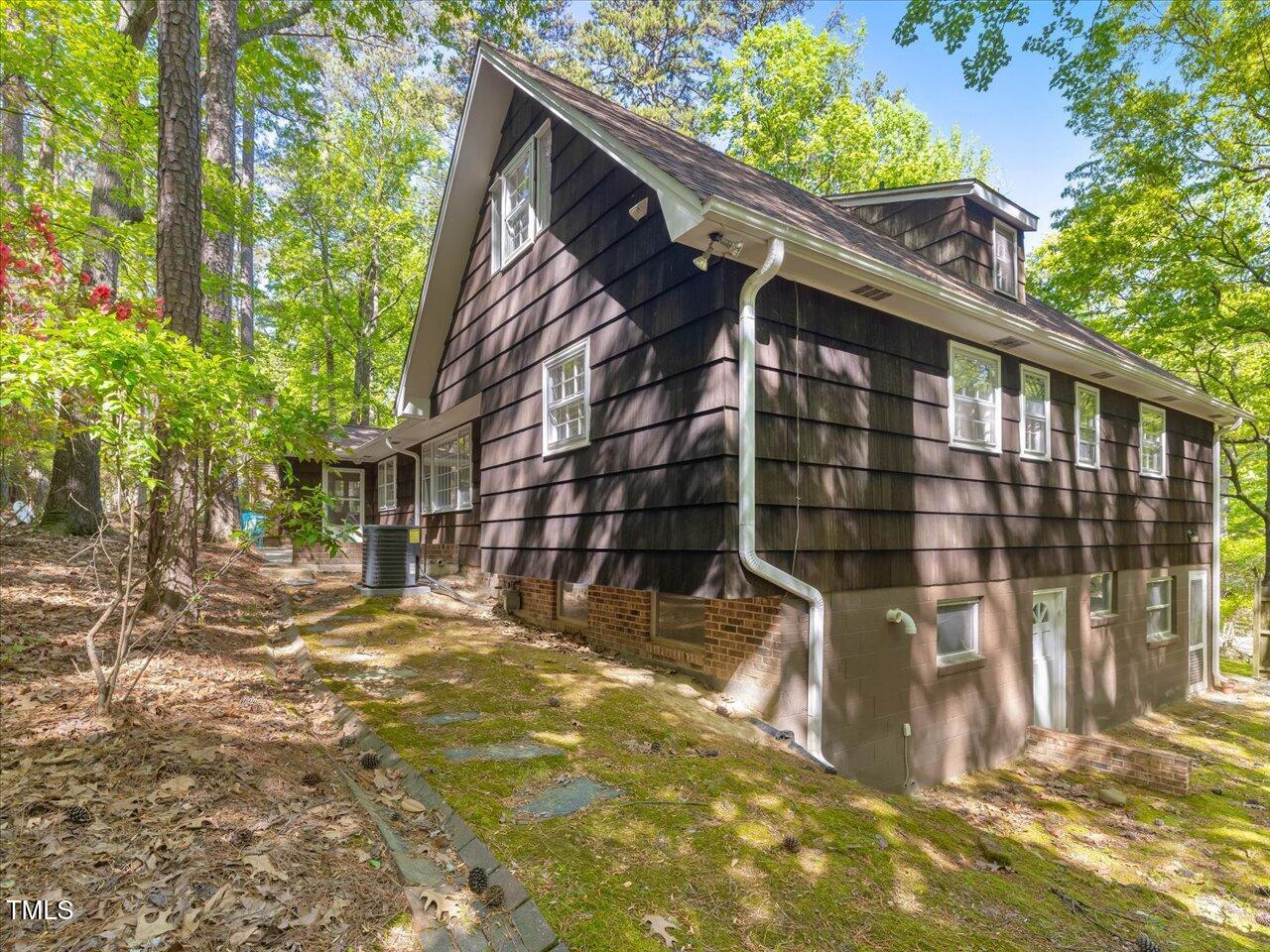 203 Wood Circle