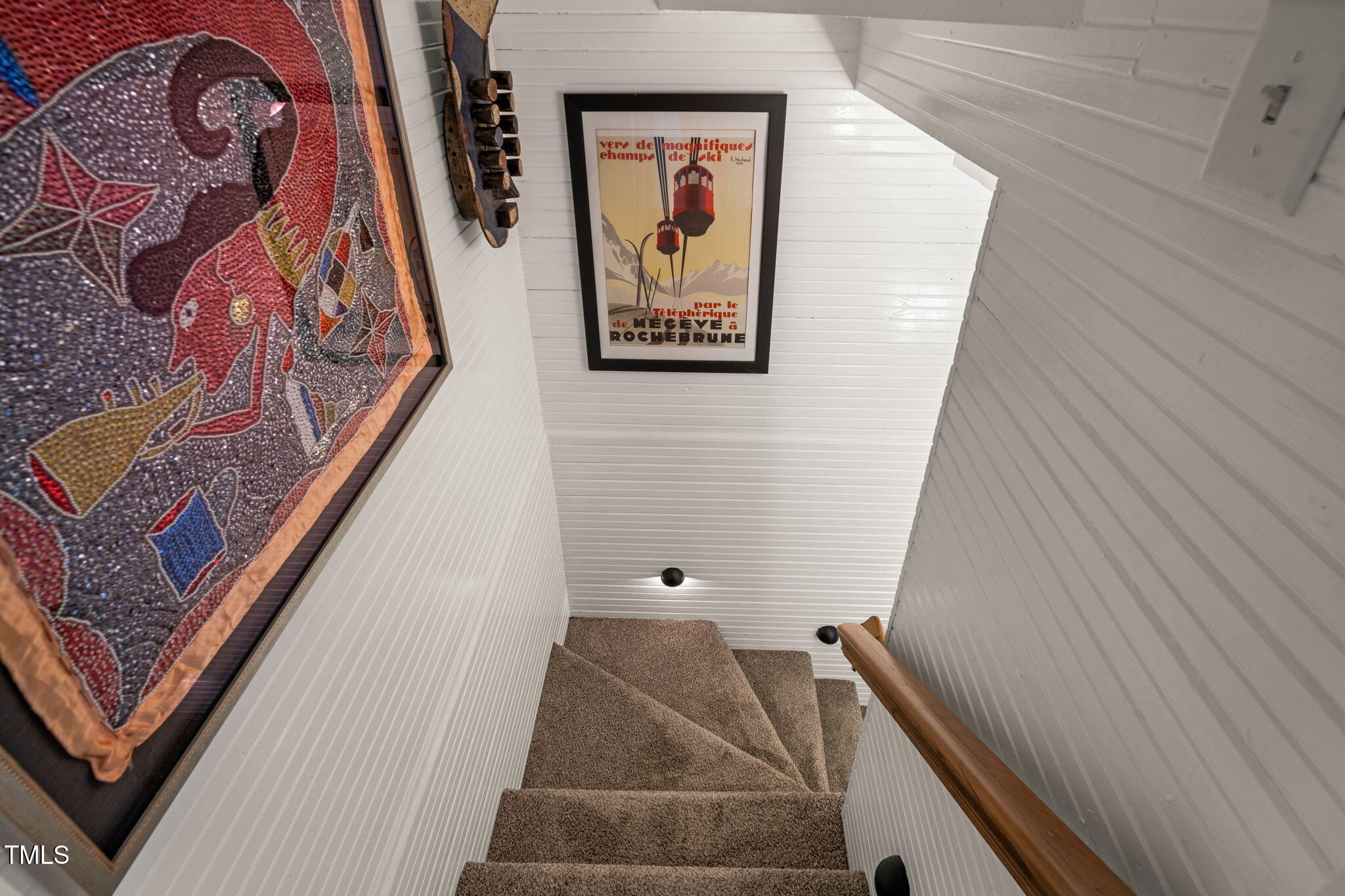 1024 W Markham Avenue