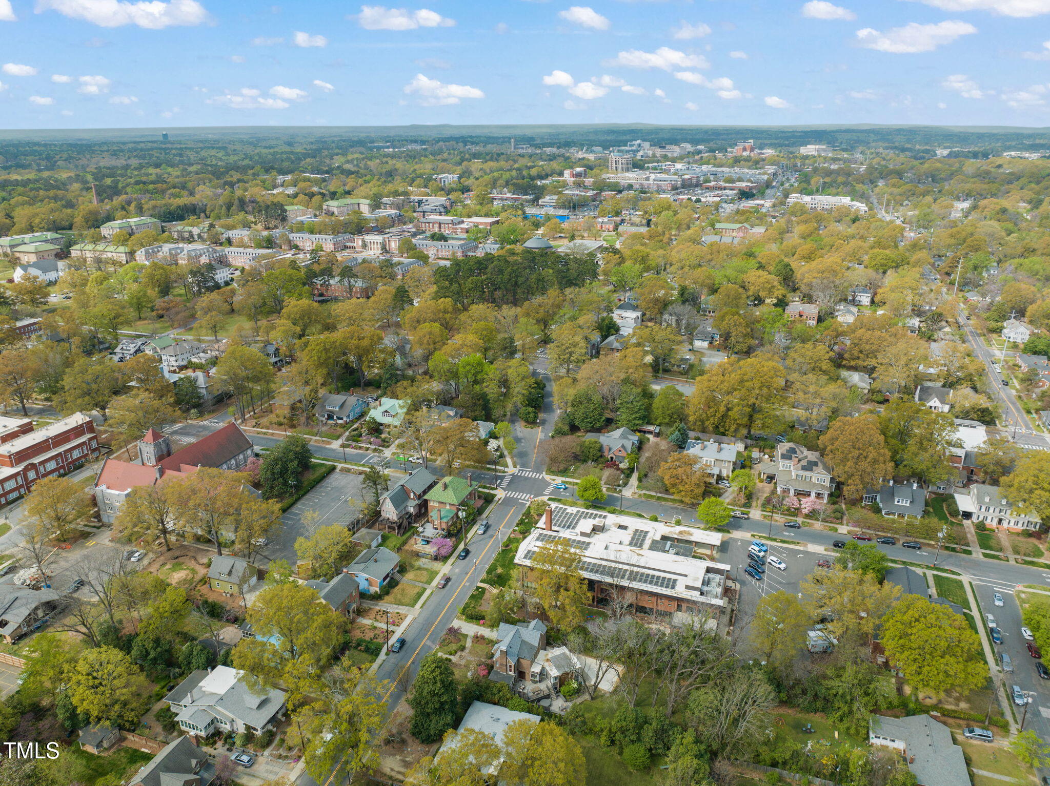 1024 W Markham Avenue