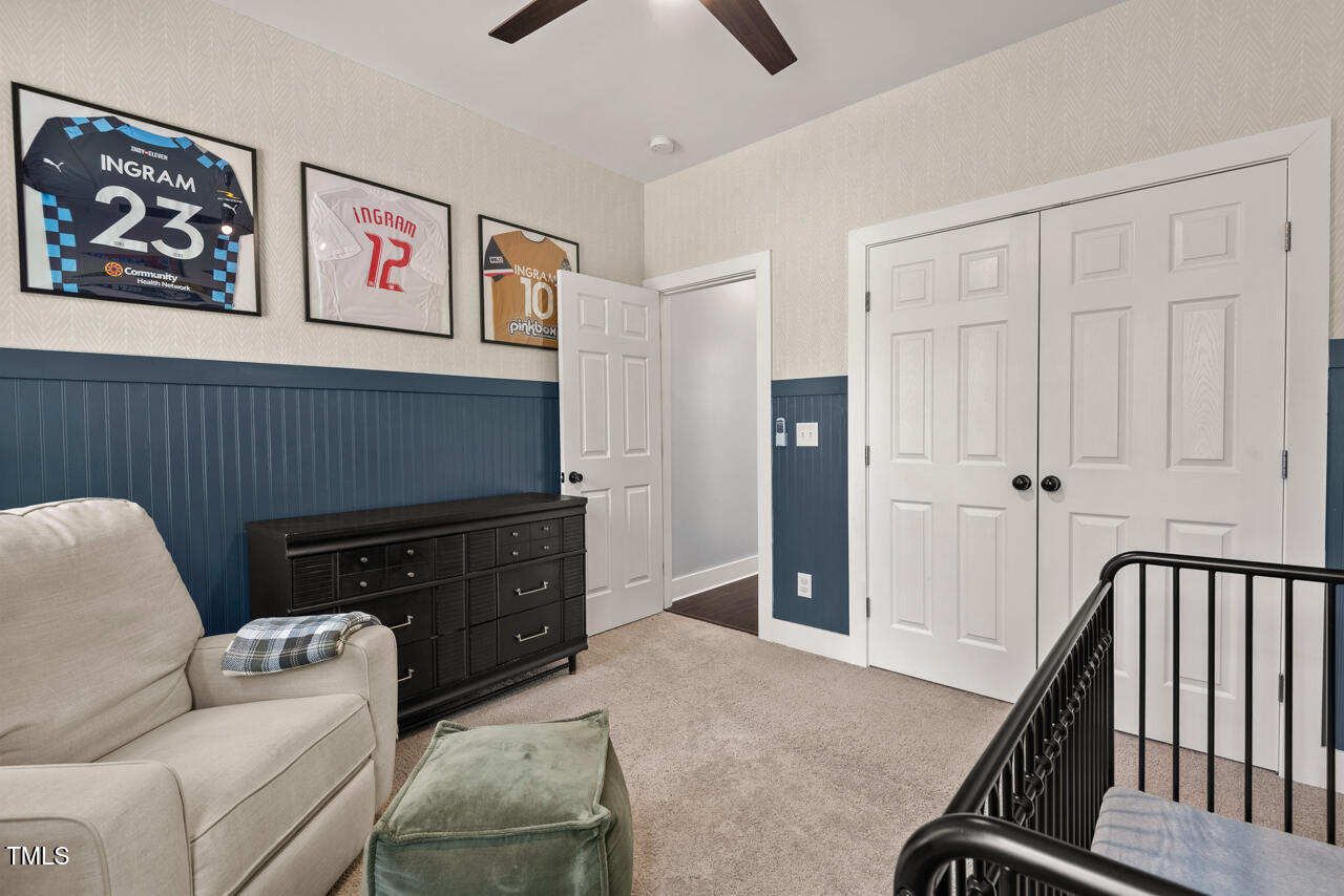 1427 Bungalow Avenue