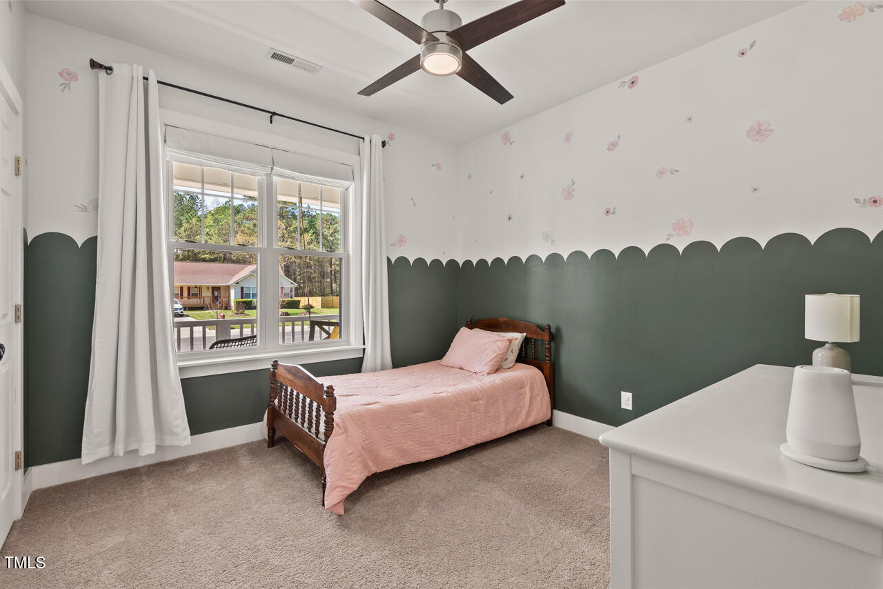 1427 Bungalow Avenue