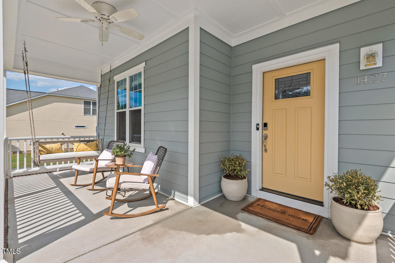 1427 Bungalow Avenue