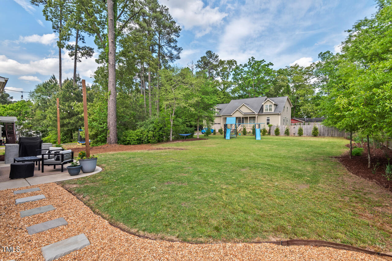 1427 Bungalow Avenue