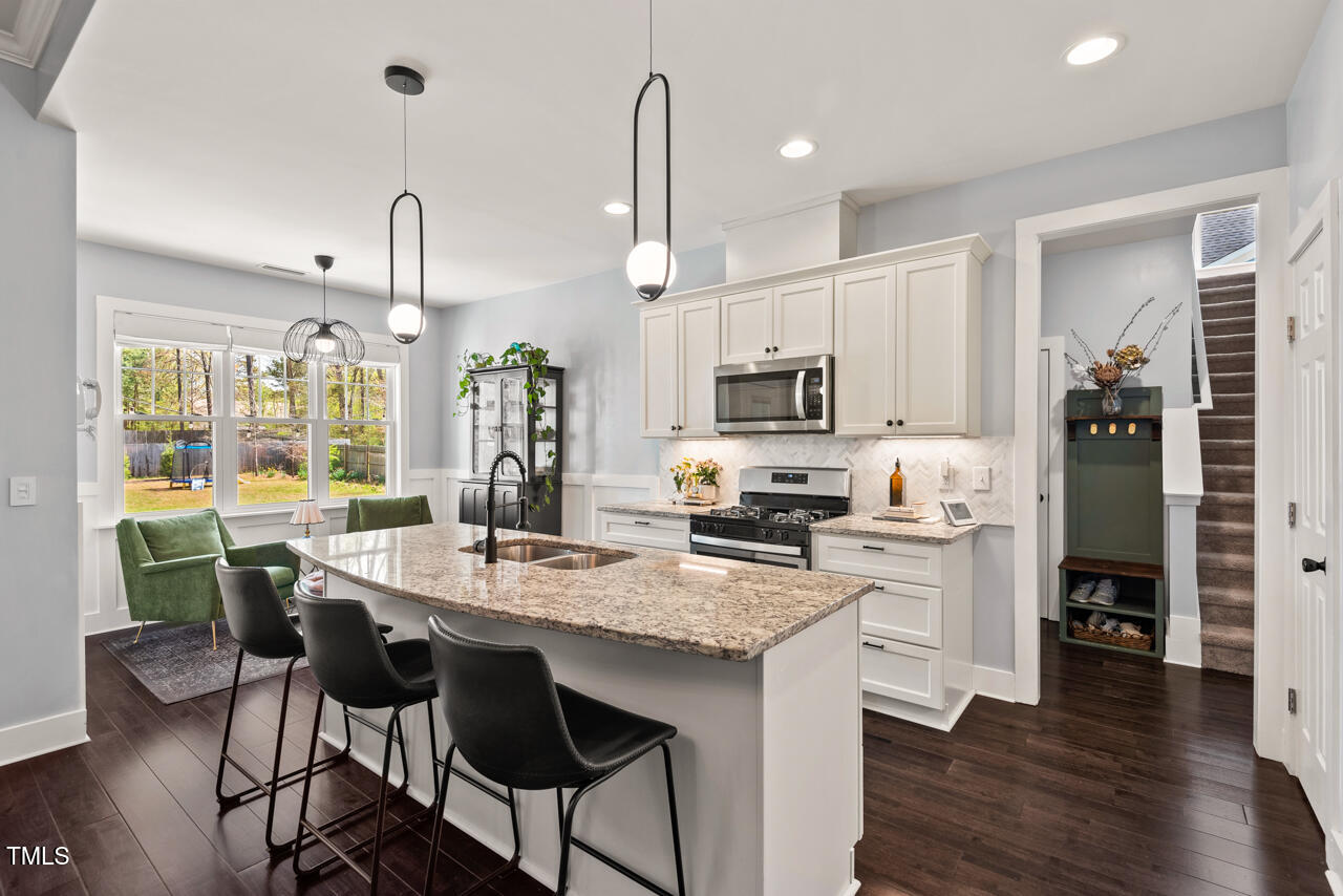 1427 Bungalow Avenue