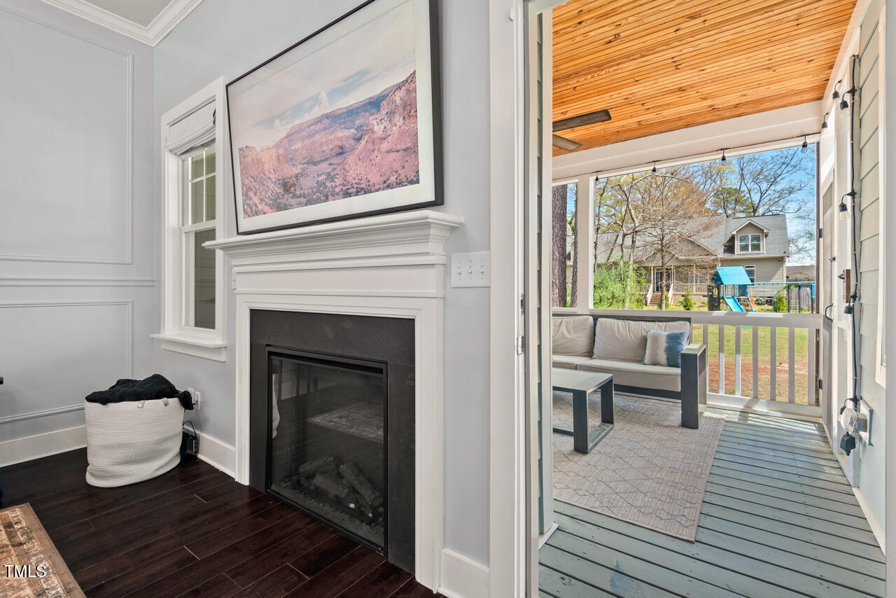 1427 Bungalow Avenue