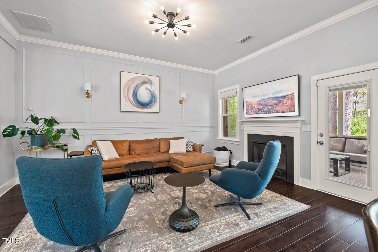 1427 Bungalow Avenue