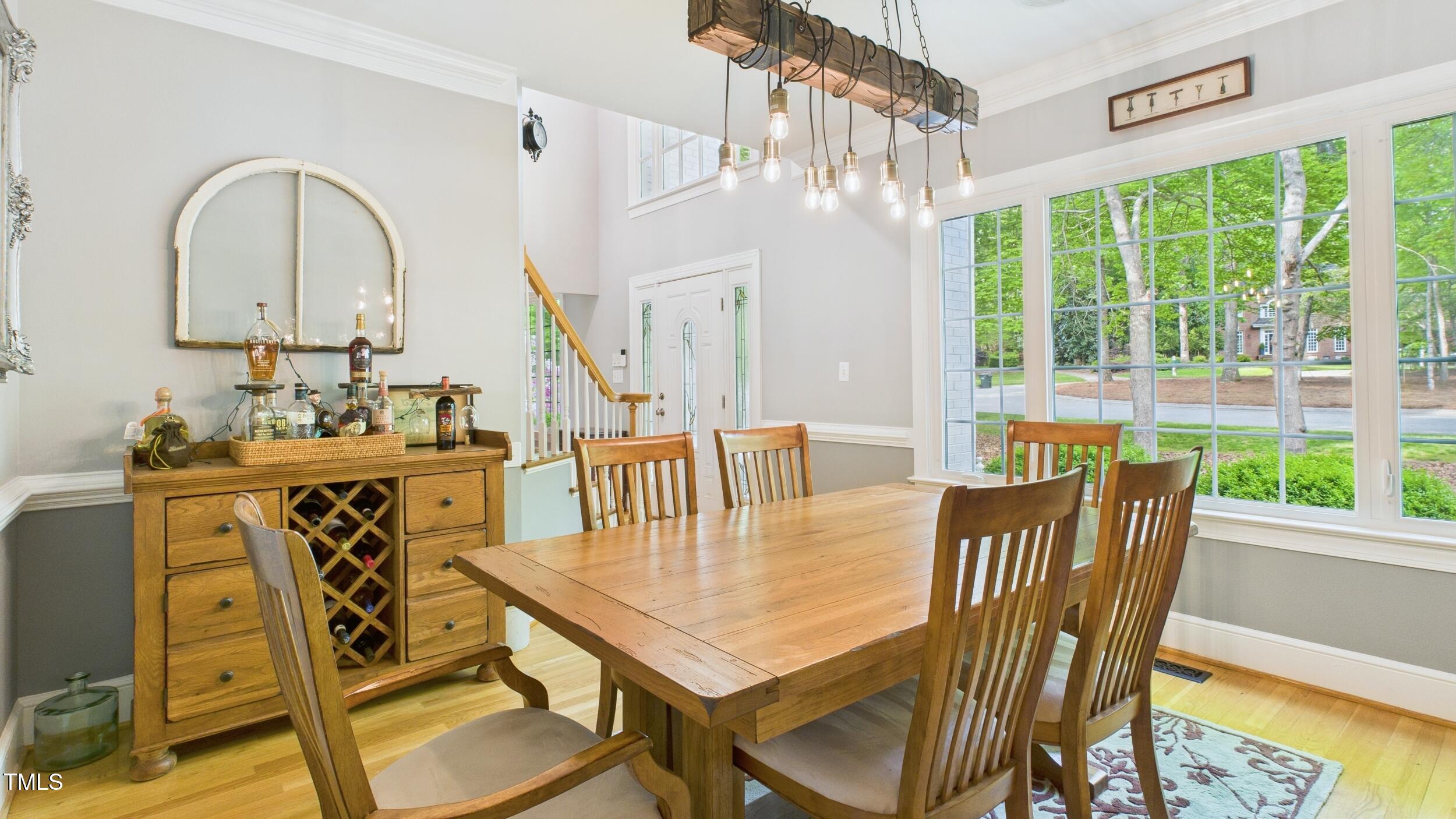 201 Johnstone Ct Court