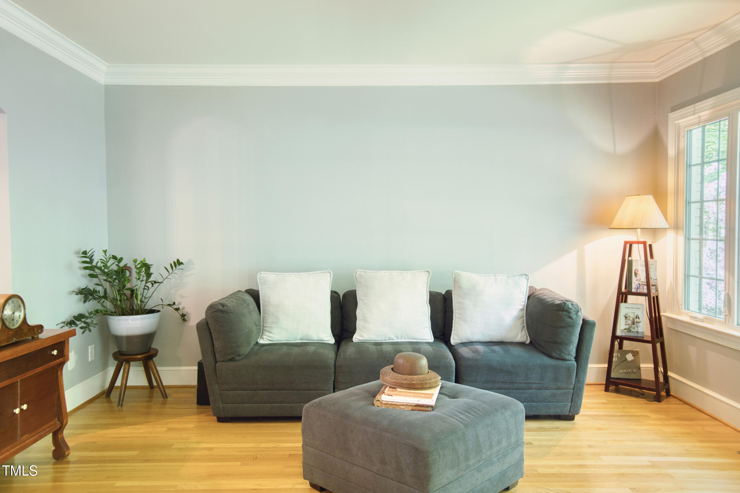 201 Johnstone Ct Court