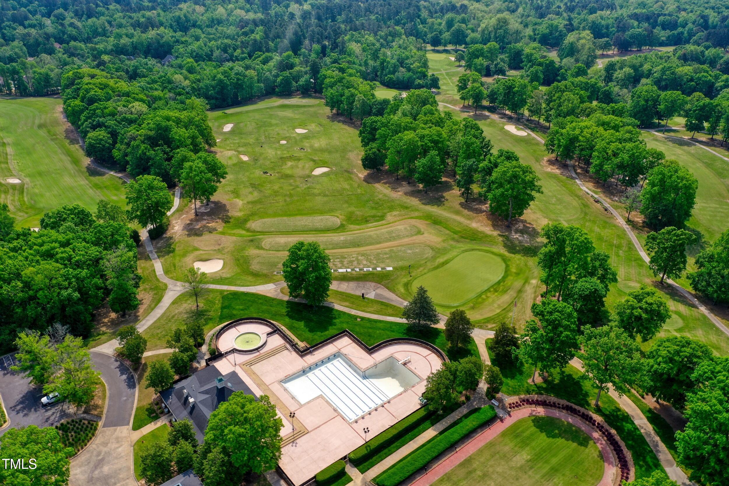 201 Johnstone Ct Court