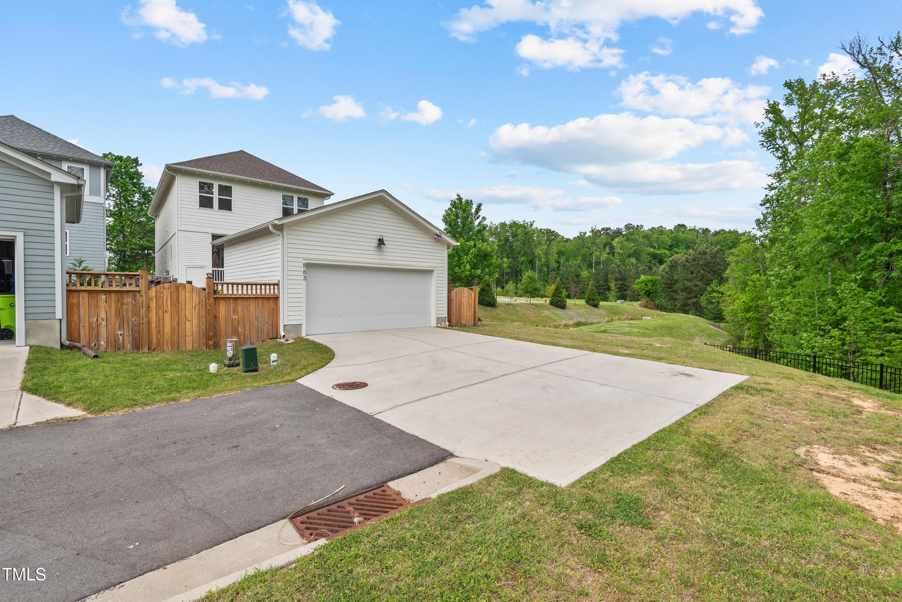563 Great Ridge Parkway