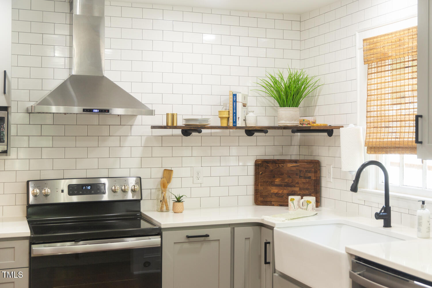 112 E Edgewood Drive