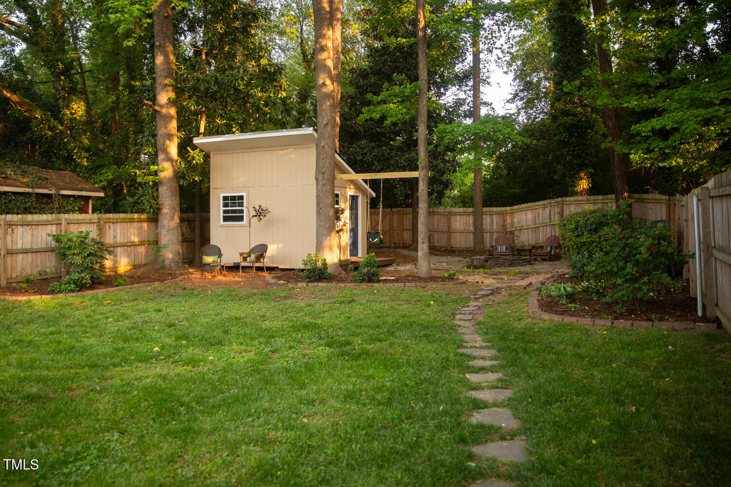 112 E Edgewood Drive