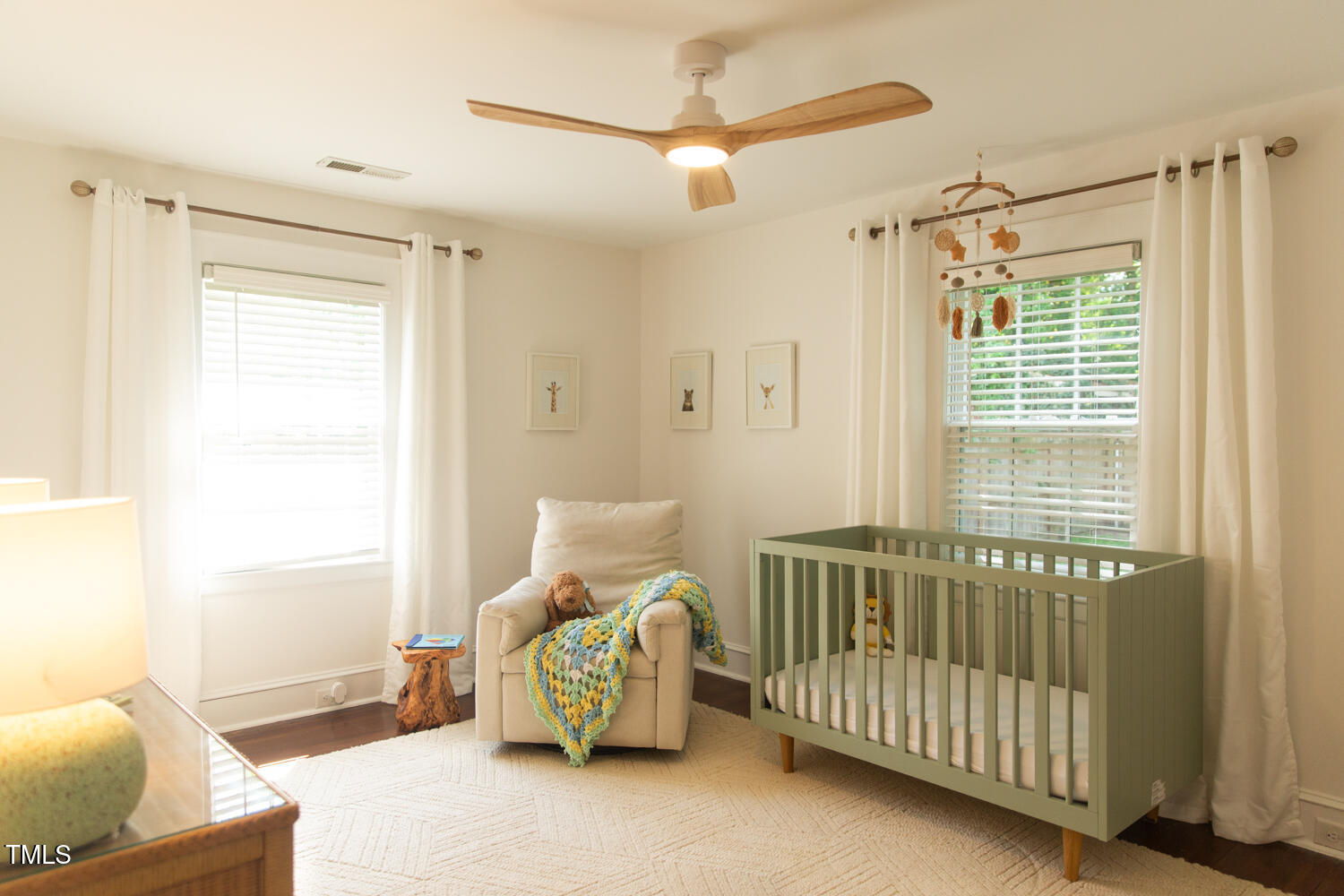 112 E Edgewood Drive