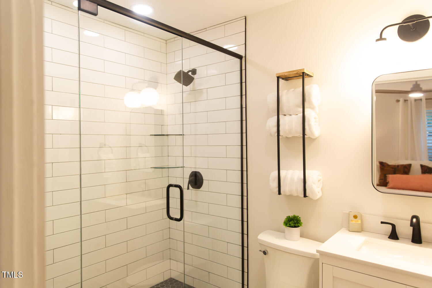 112 E Edgewood Drive