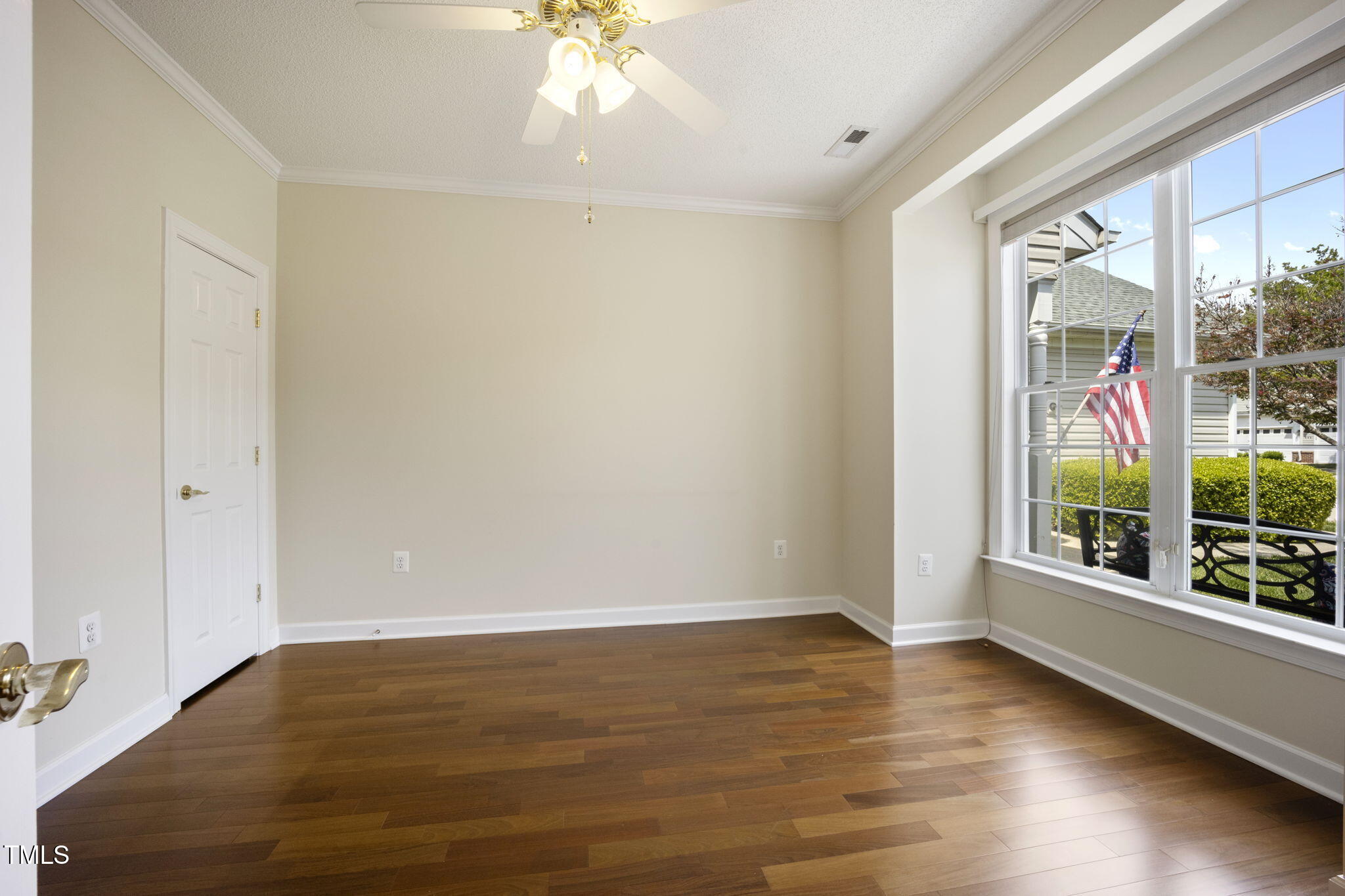 408 Sawgrass Hill Court