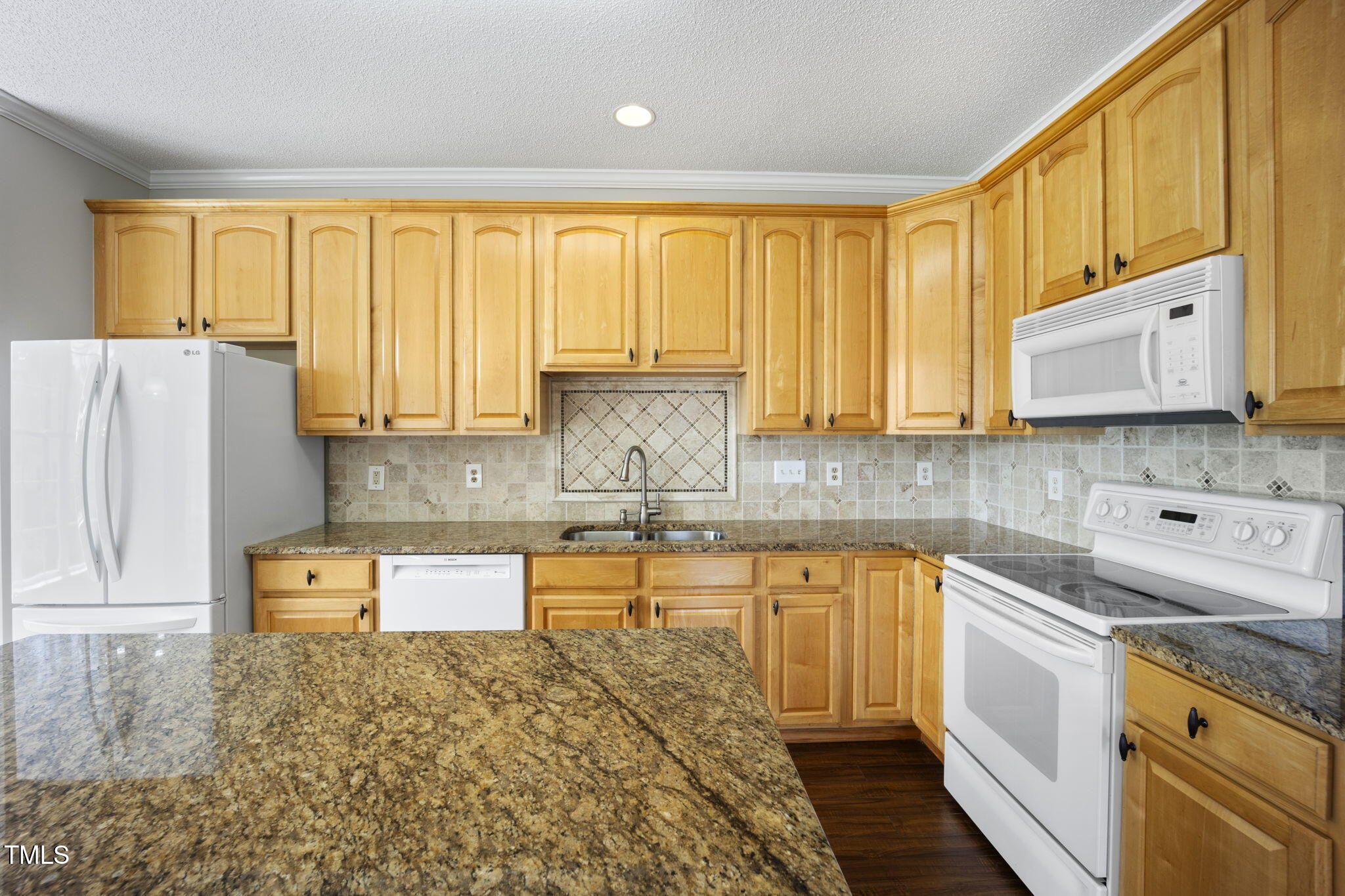 408 Sawgrass Hill Court