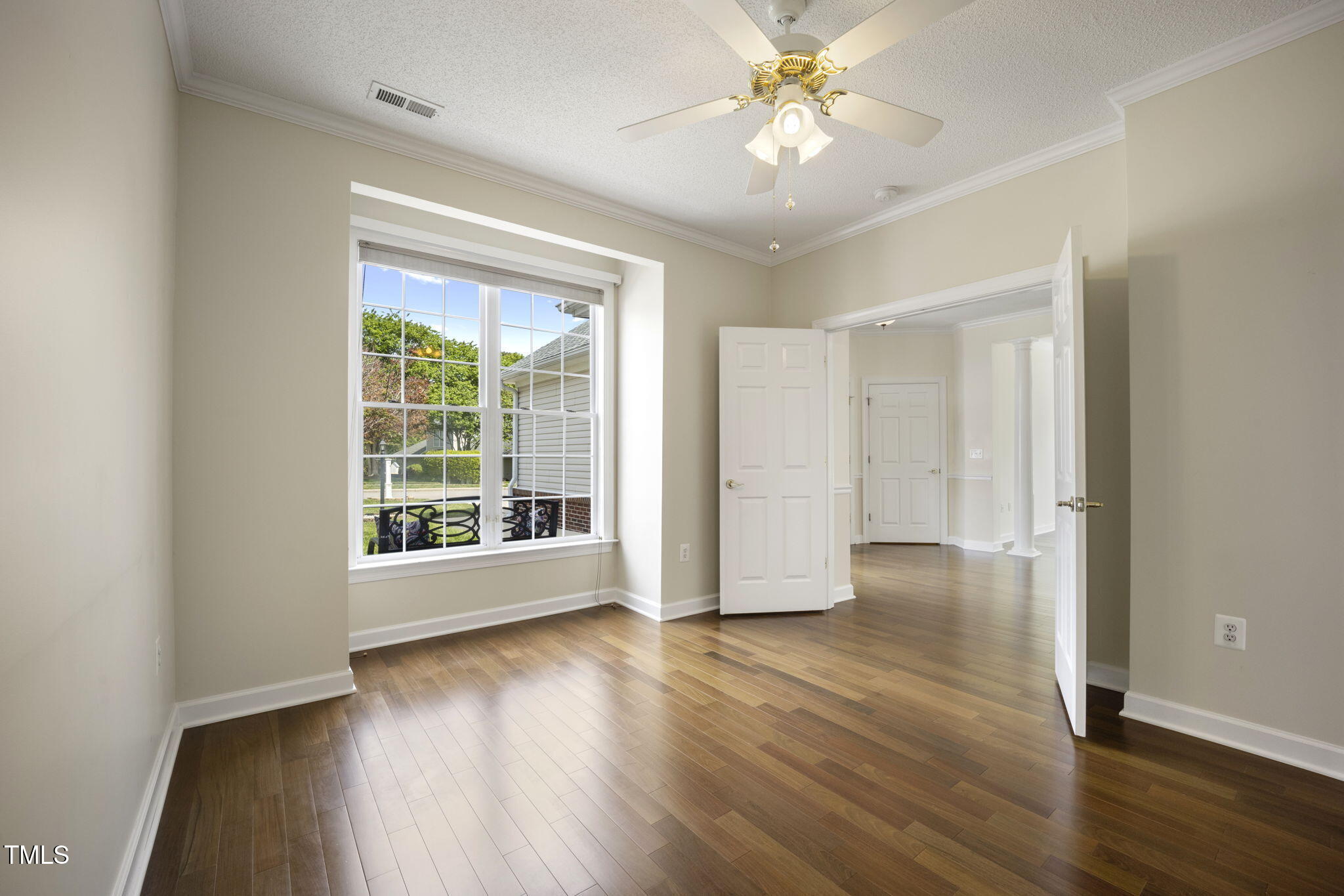 408 Sawgrass Hill Court