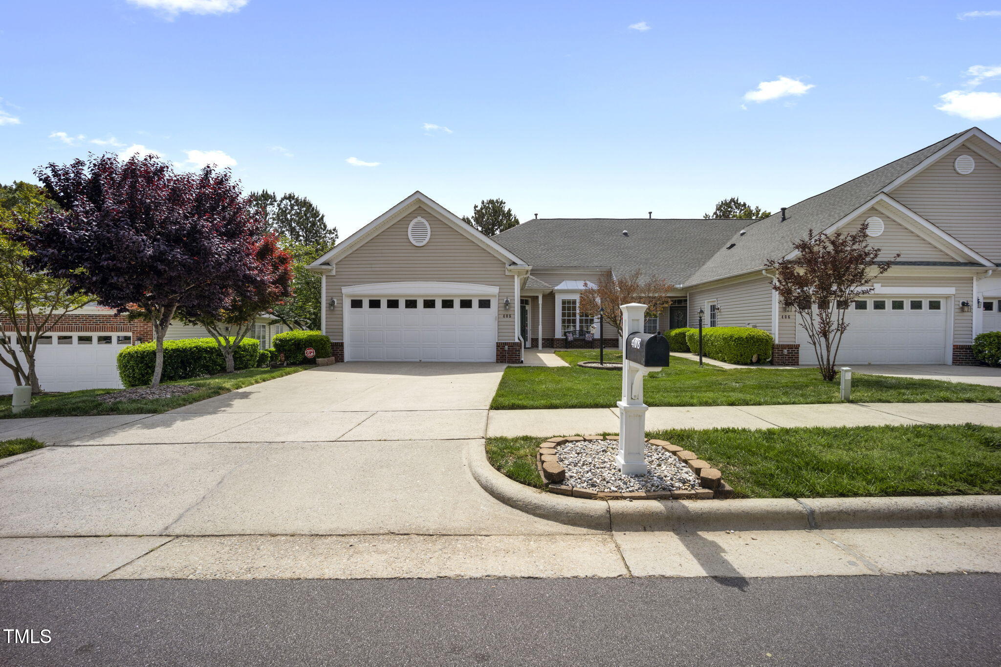 408 Sawgrass Hill Court