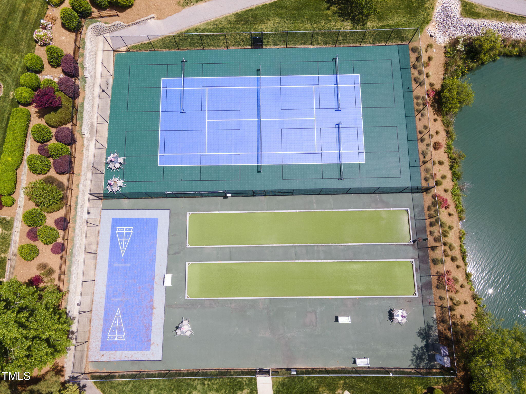 408 Sawgrass Hill Court