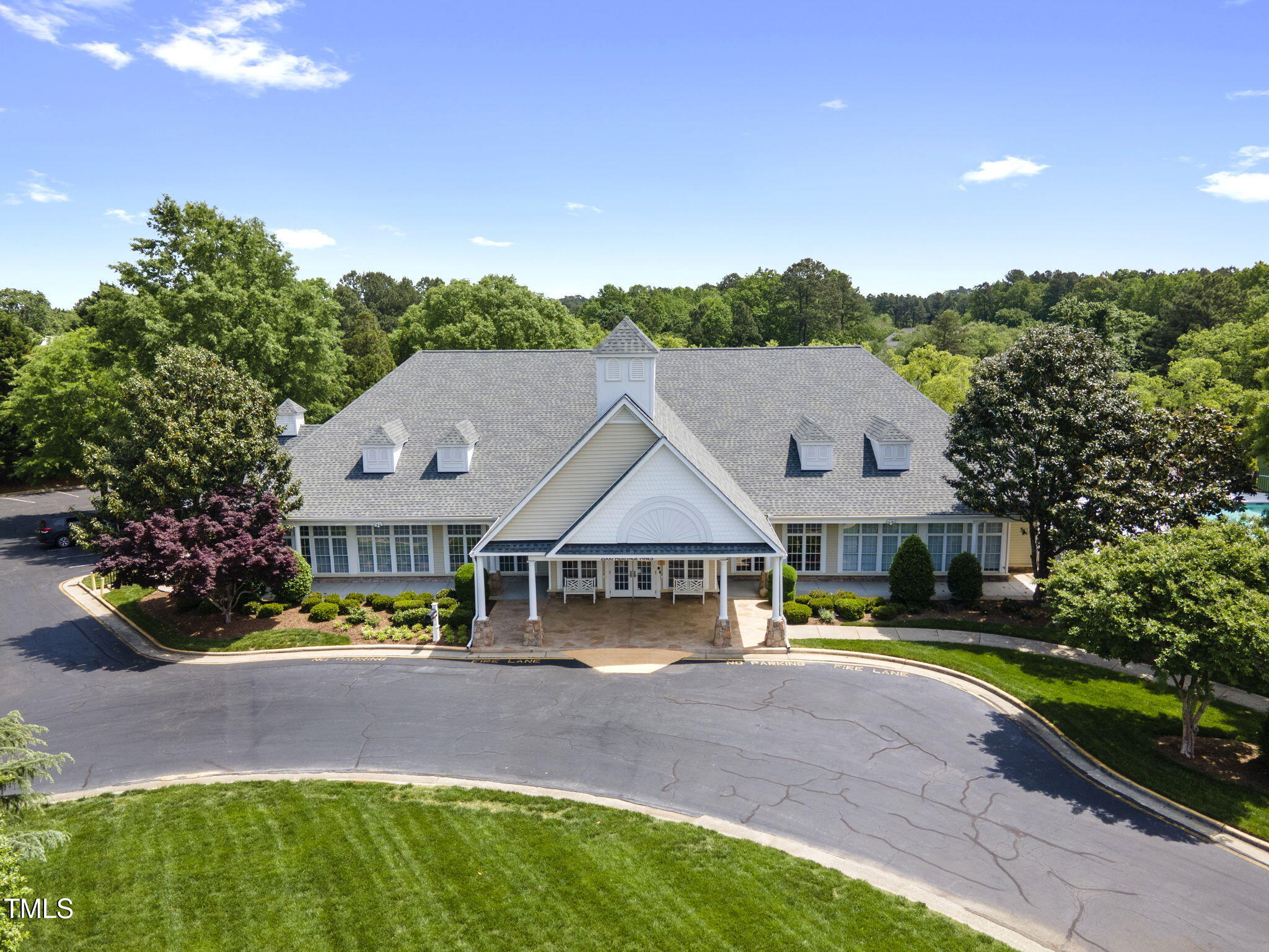 408 Sawgrass Hill Court