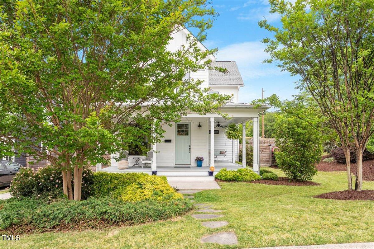 811 E Lane Street