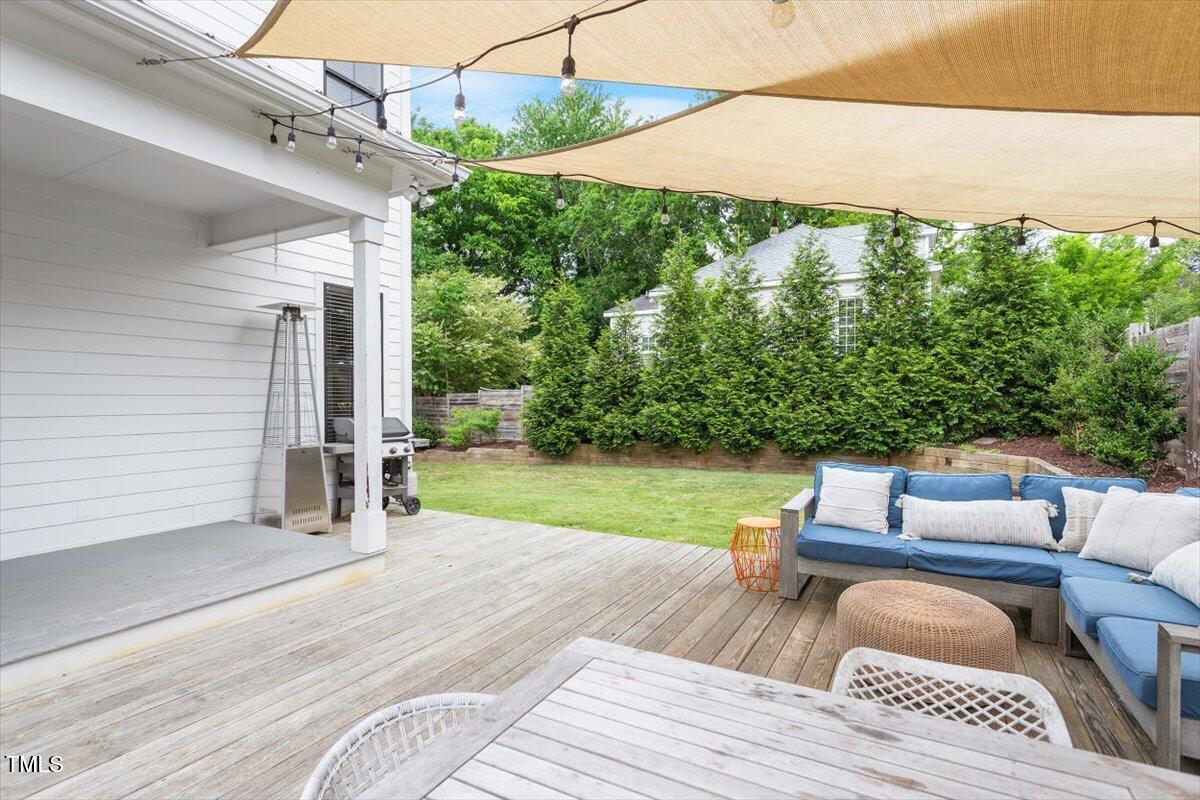 811 E Lane Street