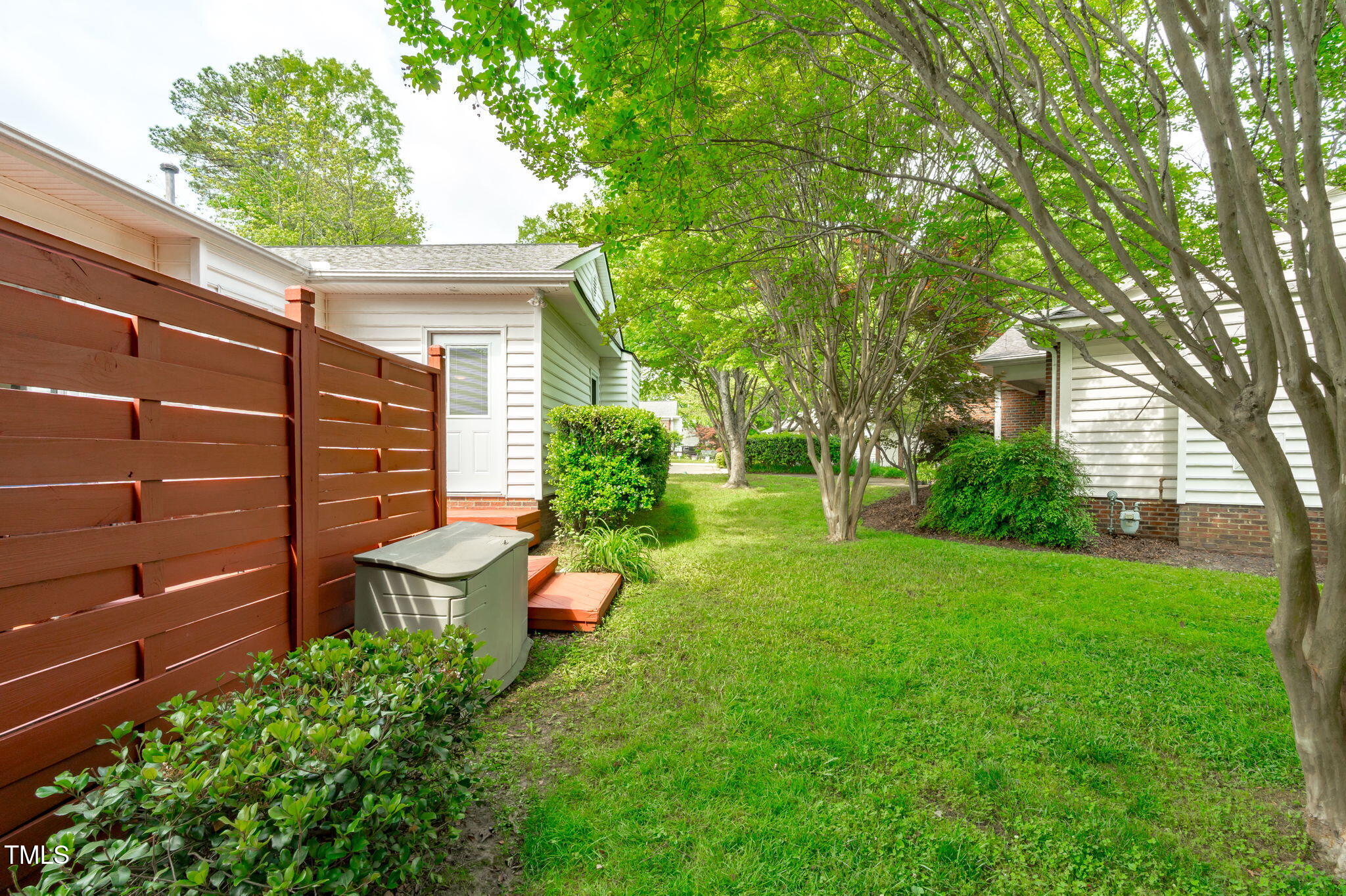 102 Fairgrove Way Way