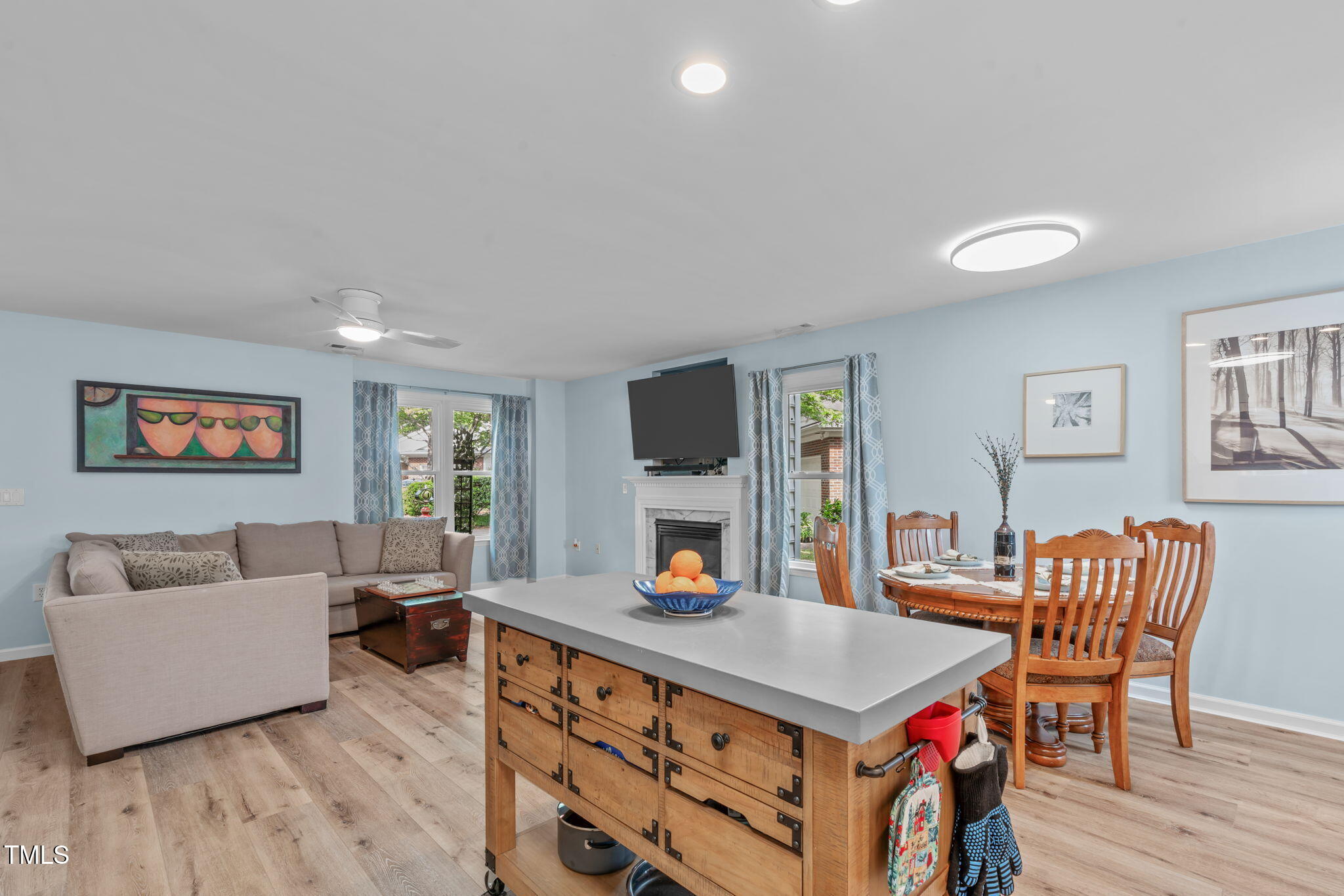 102 Fairgrove Way Way