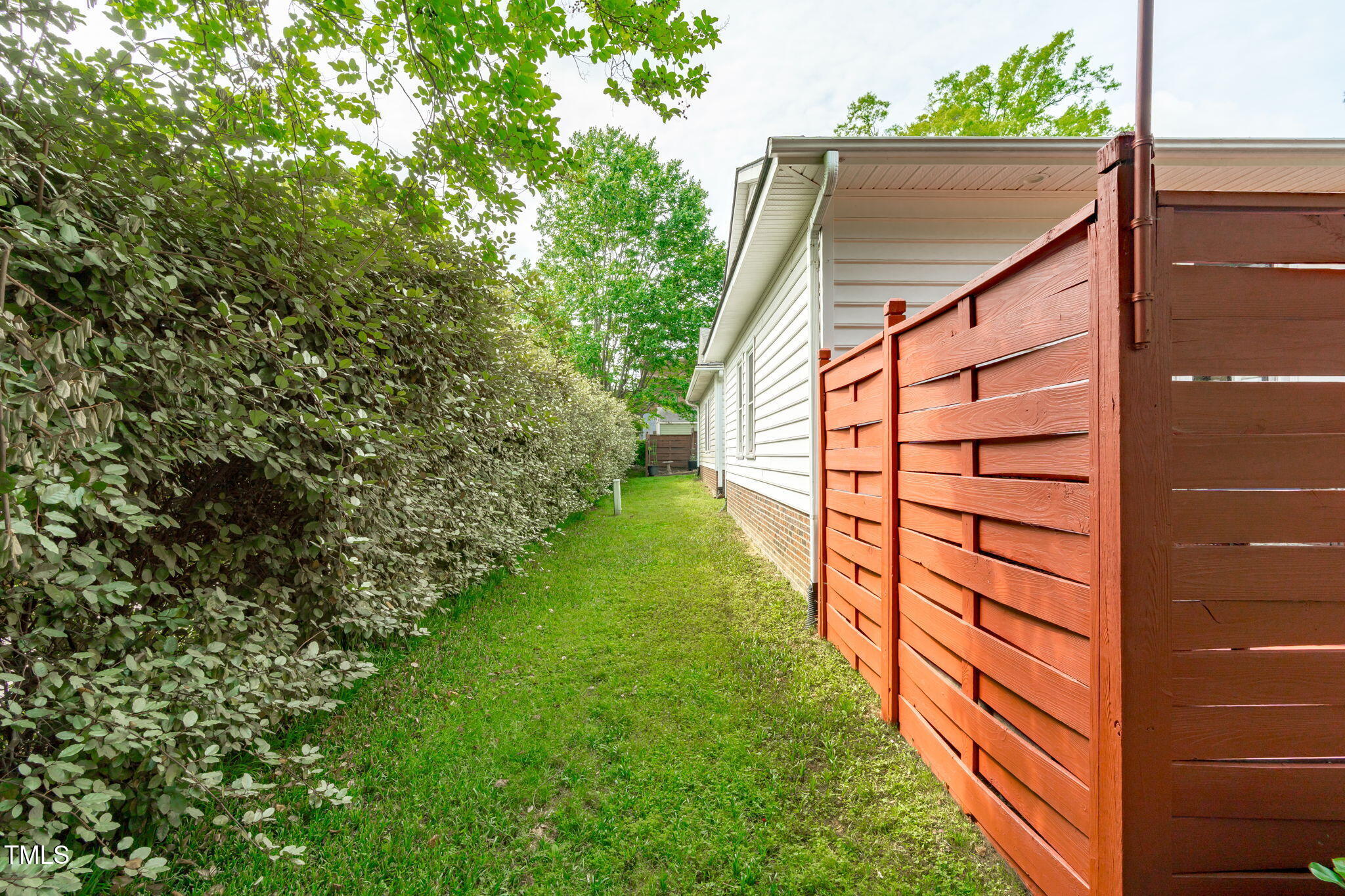 102 Fairgrove Way Way