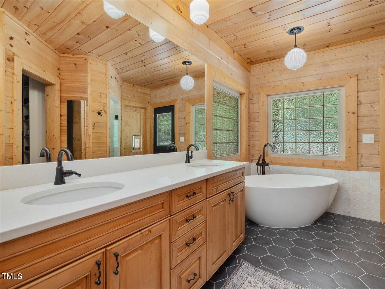 123 Beech Forest Way