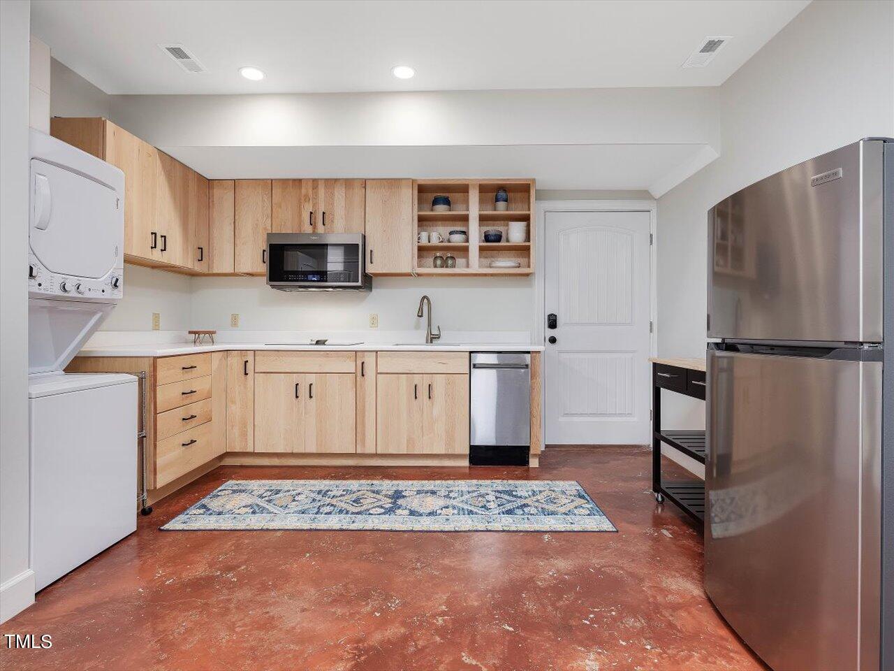 123 Beech Forest Way