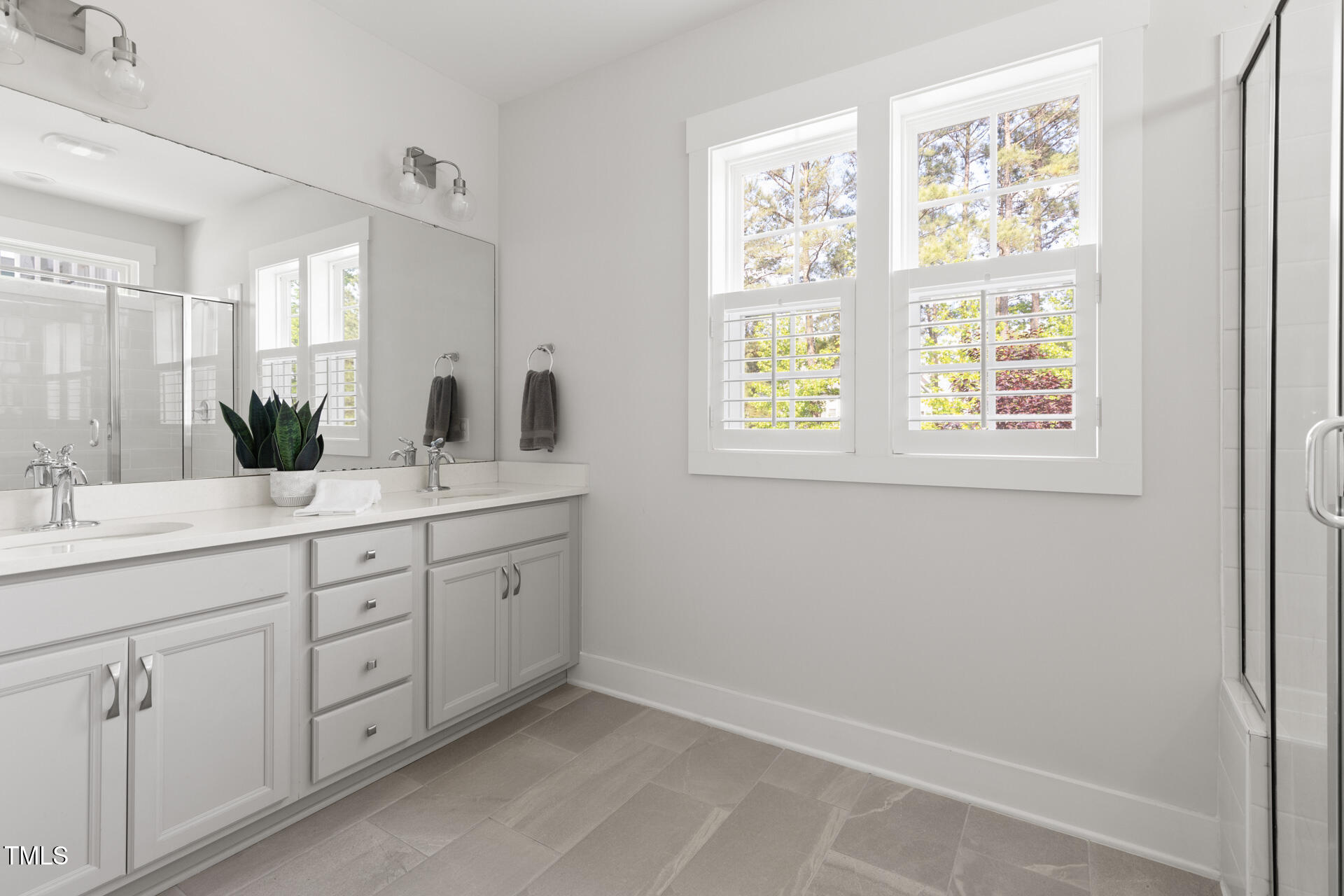 706 Great Ridge Parkway