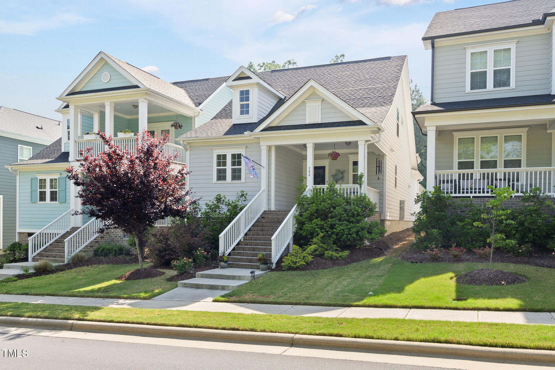 706 Great Ridge Parkway