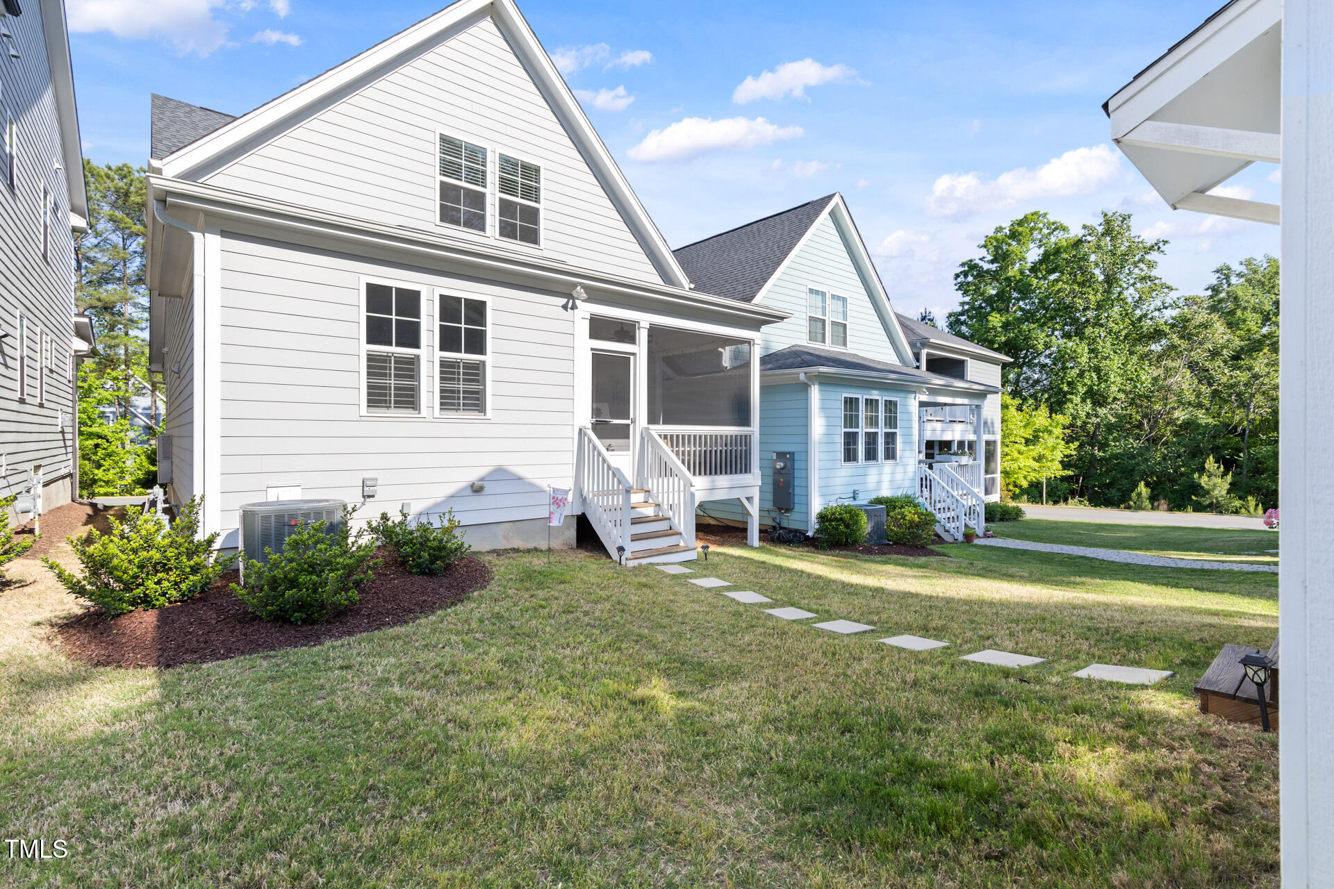 706 Great Ridge Parkway