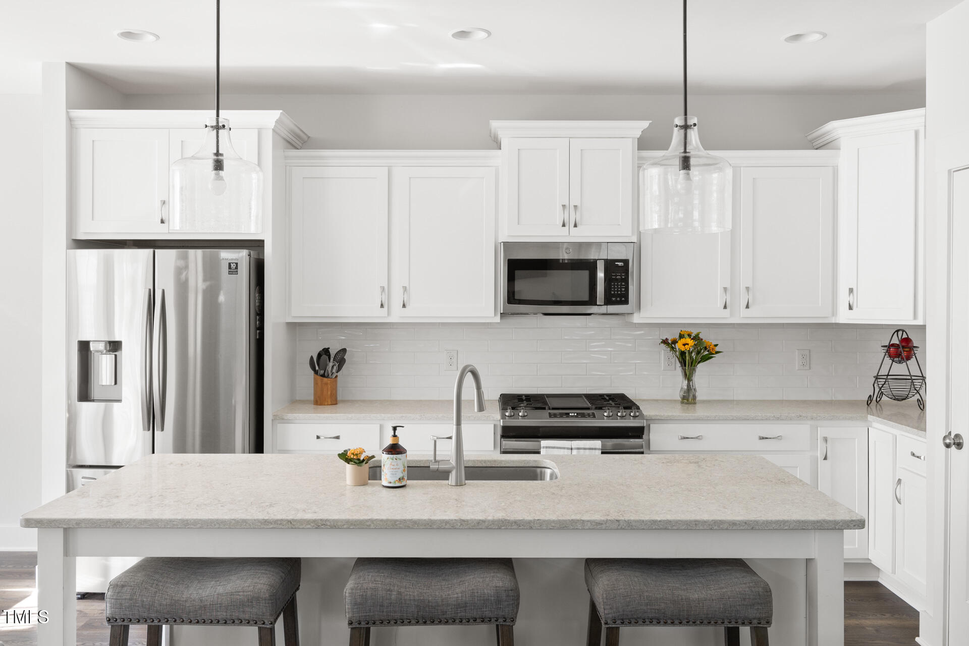 706 Great Ridge Parkway